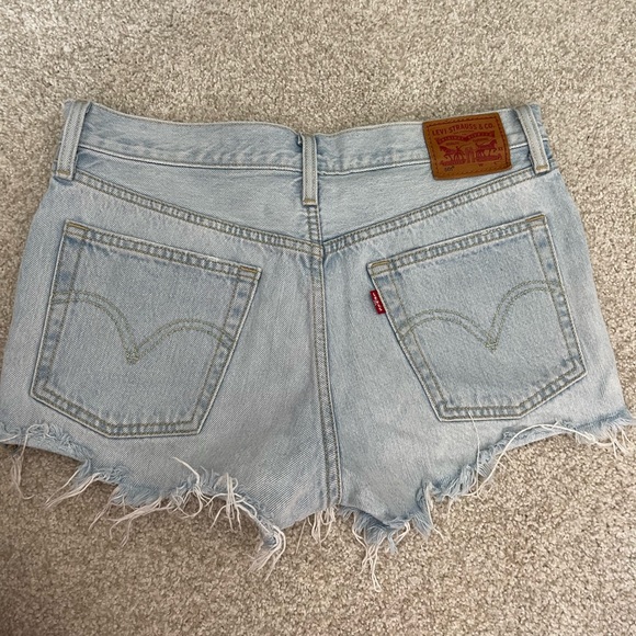 Levi shorts - Picture 1 of 2